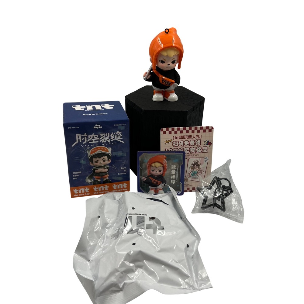 TNT The New Toy Rayan Time Rift Series Power Pitcher Designer Vinyl Figure Boxed